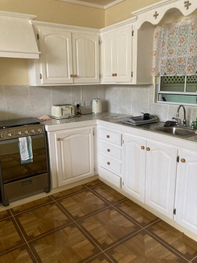 Stunning 2-Bed Apartment In Grand Roy Grenada Mount Nesbit エクステリア 写真